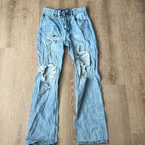 women’s ripped mom jeans